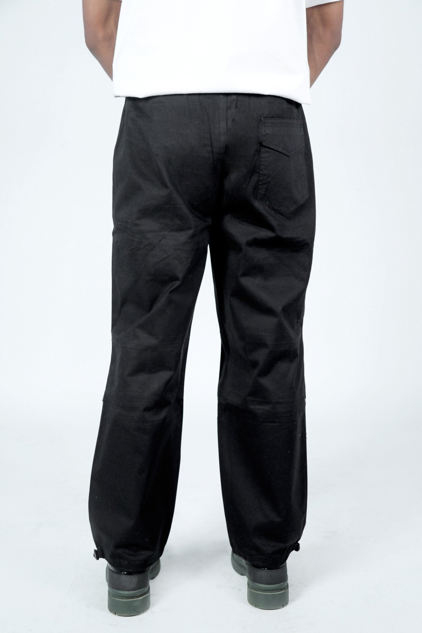 Parachute Pants Black