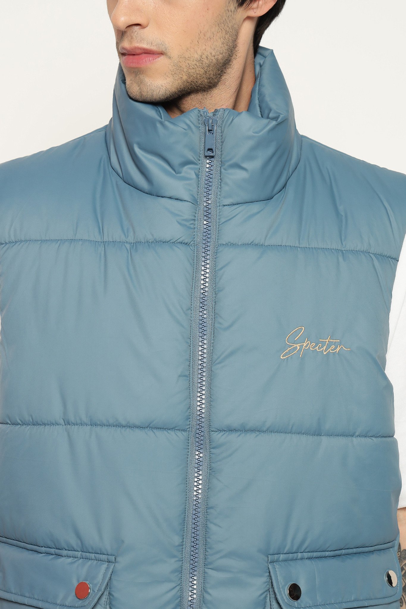 SLEEVELESS PUFFER JACKET (COOL BLUE)