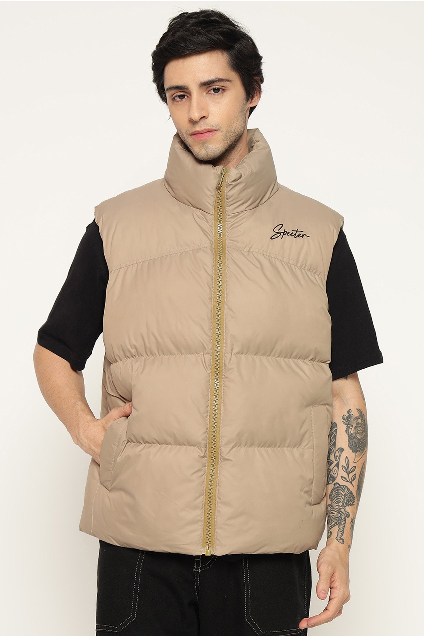 SLEEVELESS PUFFER JACKET (BEIGE)
